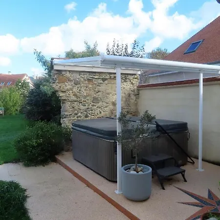 La Mora * וויסטרהאם