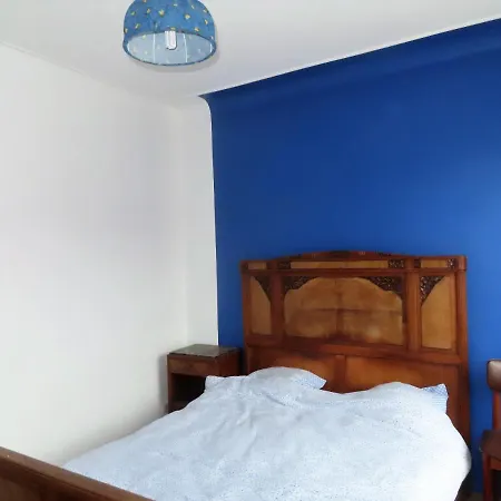 La Mora * וויסטרהאם